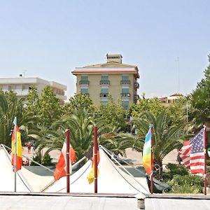 Hotel Cesare